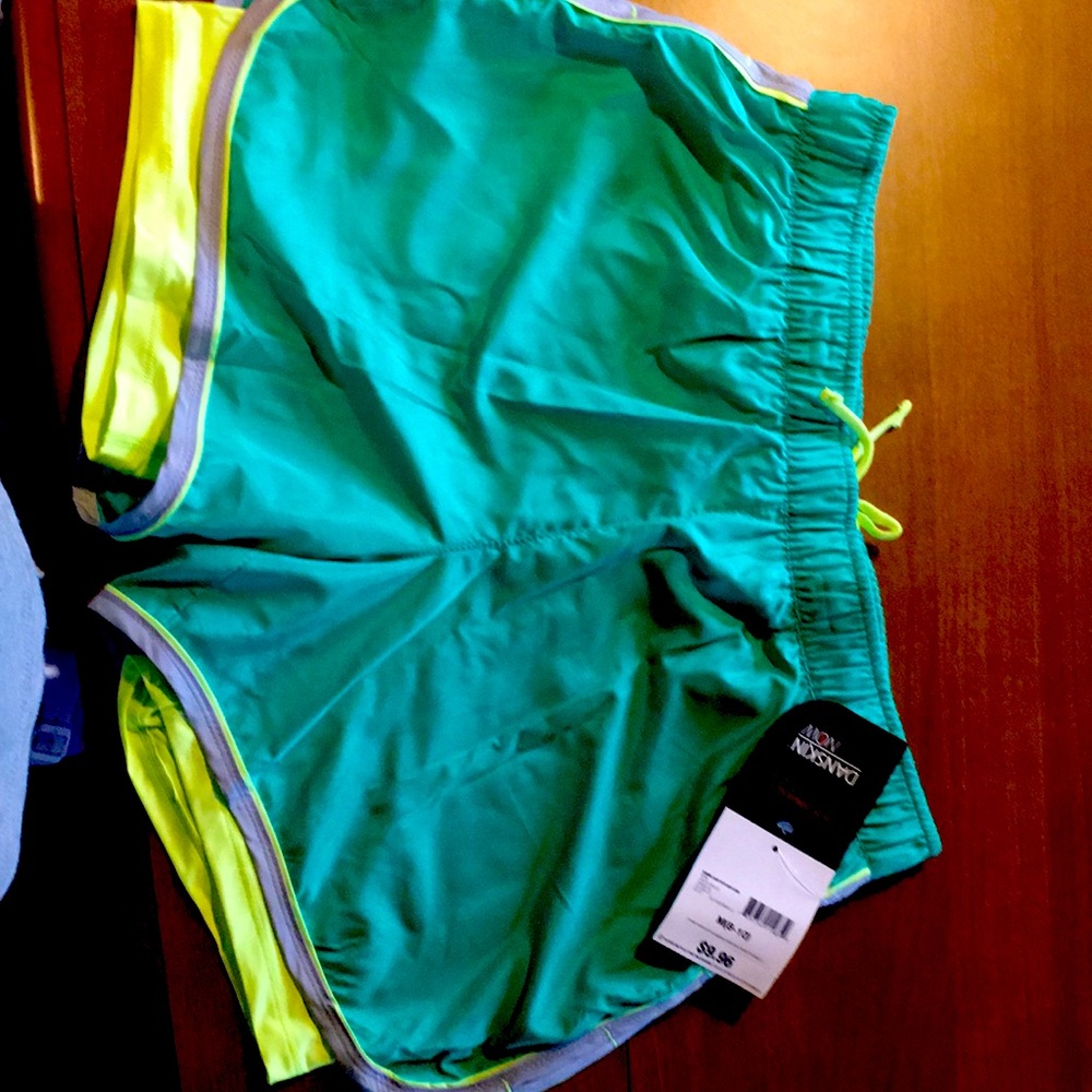 Danskin shorts NWT